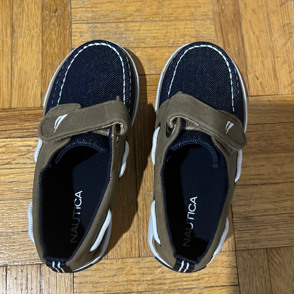Toddler boat shoes